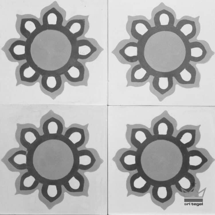Sri Tegel - CT Motif - CT002 Matahari - 4 - BW